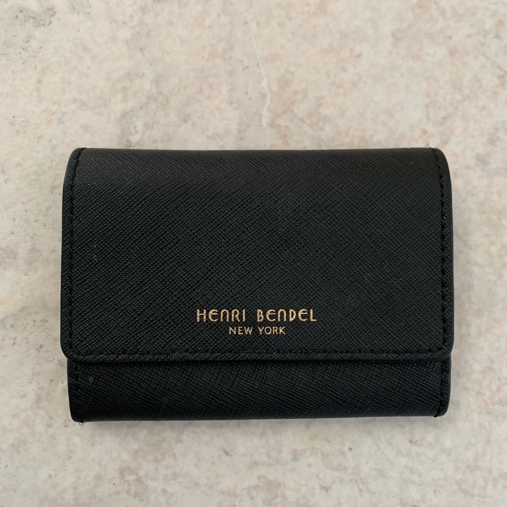 Henri Bendel small black wallet
